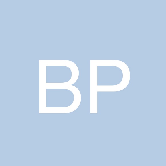 Meet your Posher, Burkeley - Picture 1 of 1